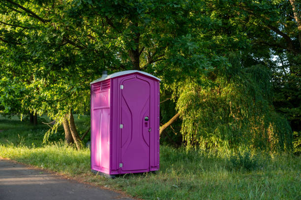 Best Deluxe Portable Toilet Rental in USA